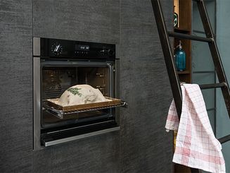 Фурни на пара и компактни фурни на пара